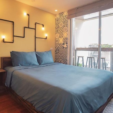 Entire French House With 4 Bedrooms In Hanoi Downtown Exterior photo