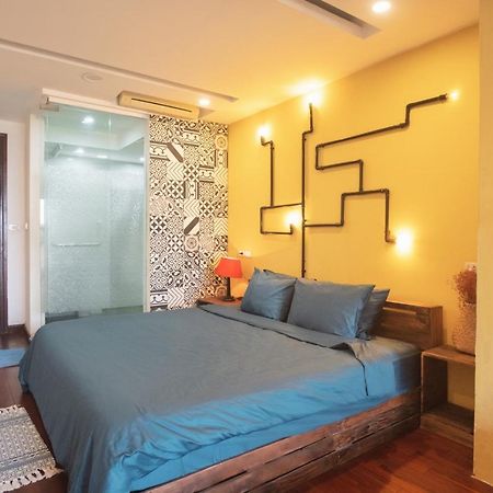 Entire French House With 4 Bedrooms In Hanoi Downtown Exterior photo